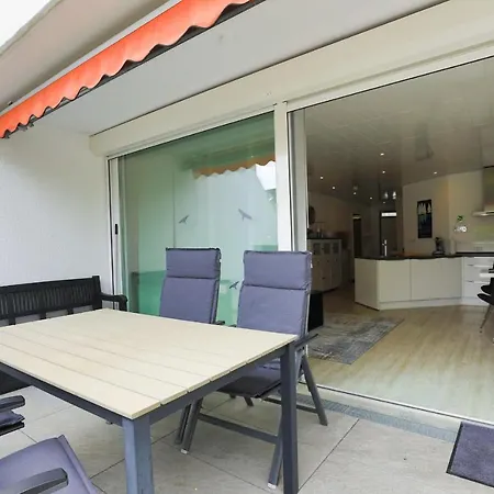 Apartmán Beach House 9 *