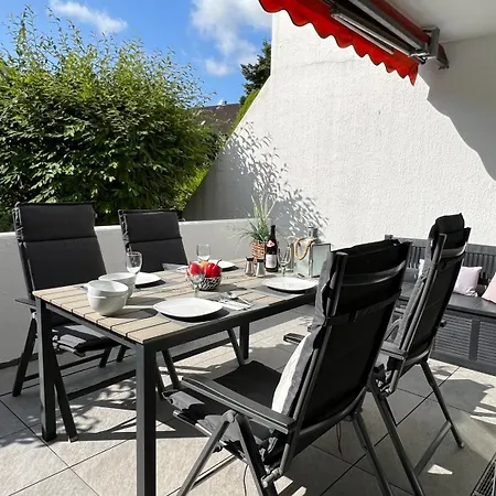 Beach House 9 *